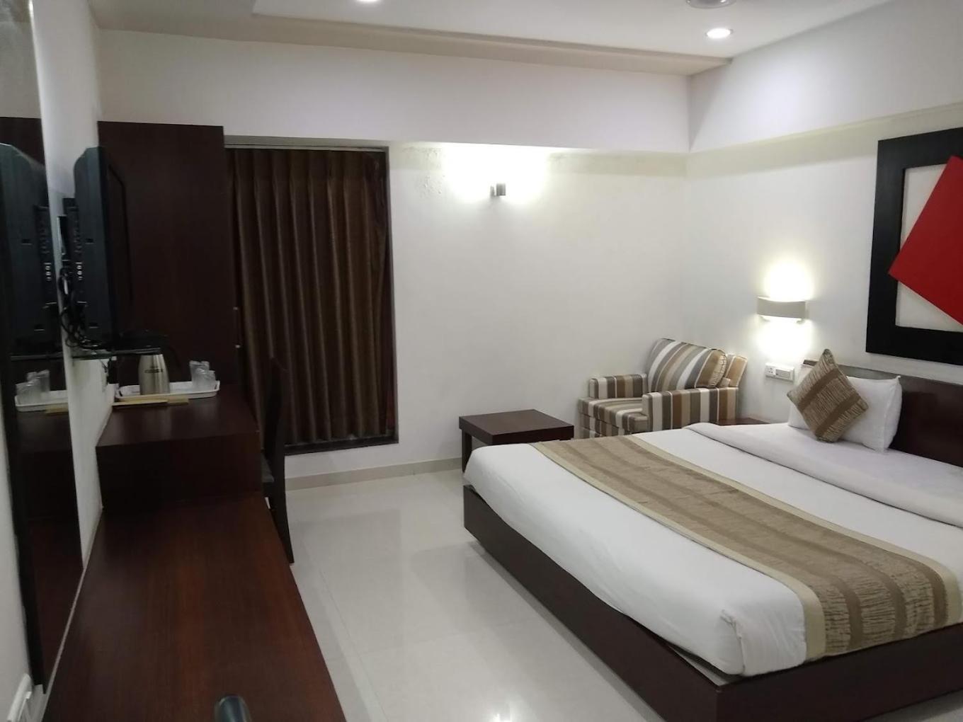 Hotel The Sentosa Раджкот Экстерьер фото